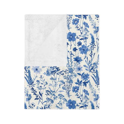 Blue Floral Toile Velveteen Blanket, Cozy Microfiber Throw for Home Decor, Gift for Her, Bedroom Decor, Perfect for Weddings and Holidays