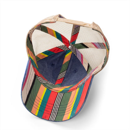 Cool Moms Don’t Trust The Government - Women's Washed Mesh-Back Cap