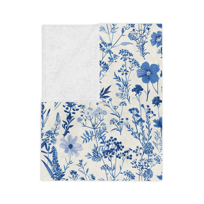 Blue Floral Toile Velveteen Blanket, Cozy Microfiber Throw for Home Decor, Gift for Her, Bedroom Decor, Perfect for Weddings and Holidays