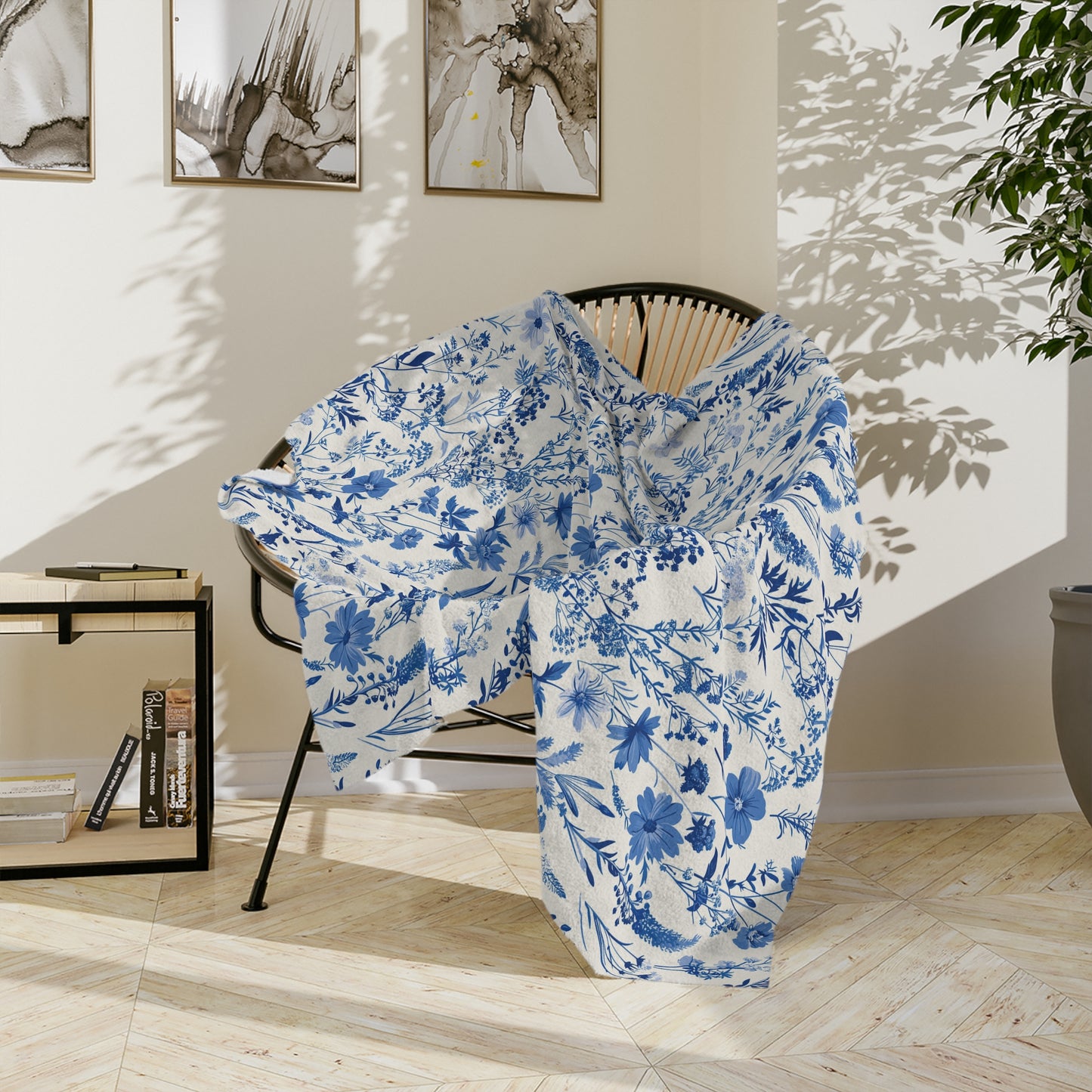 Blue Floral Toile Velveteen Blanket, Cozy Microfiber Throw for Home Decor, Gift for Her, Bedroom Decor, Perfect for Weddings and Holidays