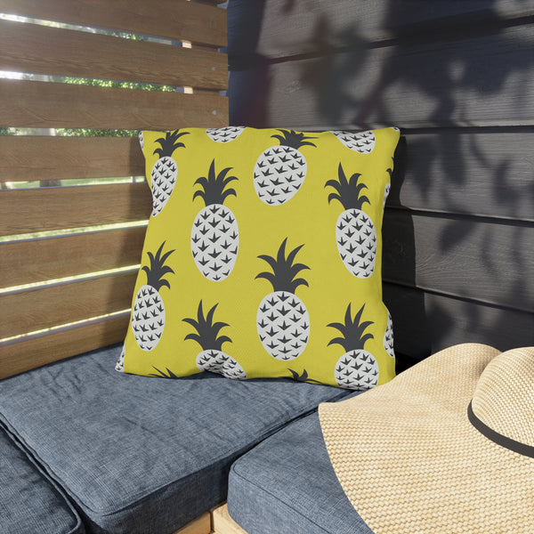 Pineapple Outdoor Pillow