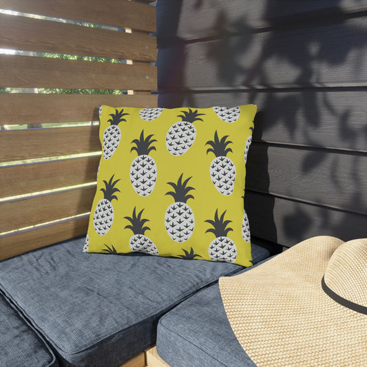 Pineapple Outdoor Pillow